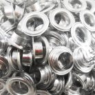 ตาไก่ อลูมิเนียม ขนาด 13.8 mm (28) บรรจุ 10 กุรุส (1440 ชุด) สีเงิน