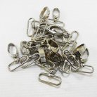 คอหมาโลหะ แฟชั่น ขนาด 3.8x5.5 cm  บรรจุ 50 อัน สีนิเกิ้ล