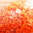 ตัวล็อคสายก้ามปูสี่เหลี่ยม พลาสติก ขนาด 3/8 นิ้ว (3 หุน) บรรจุ 100 อัน สีส้ม