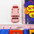 ตัวล็อคสายก้ามปูสี่เหลี่ยม พลาสติก ขนาด 3/8 นิ้ว (3 หุน) บรรจุ 100 อัน สีชมพู รูป 2