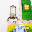 คอหมาโลหะ หลุยส์ ขนาด 1.5x3.7 cm  บรรจุ 100 อัน สีนิเกิ้ล รูป 3