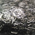 หัวเข็มขัดสี่เหลี่ยม โลหะ ขนาด 1.4X1.8 cm  บรรจุ 2160 อัน สีนิเกิ้ล