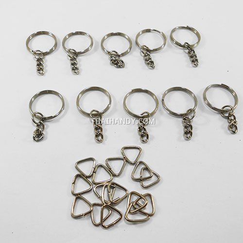 ห่วงพวงกุญแจ พร้อมโซ่ข้อต่อสามเหลี่ยม ขนาด 1.8 cm  บรรจุ 10 อัน สีนิเกิ้ล รูปเต็ม