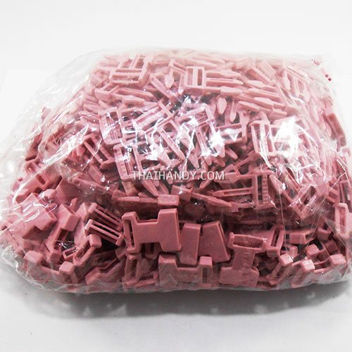 ตัวล็อคสายก้ามปูสี่เหลี่ยม พลาสติก ขนาด 1/2 นิ้ว (4 หุน) บรรจุ 400 อัน สีชมพู รูปเต็ม