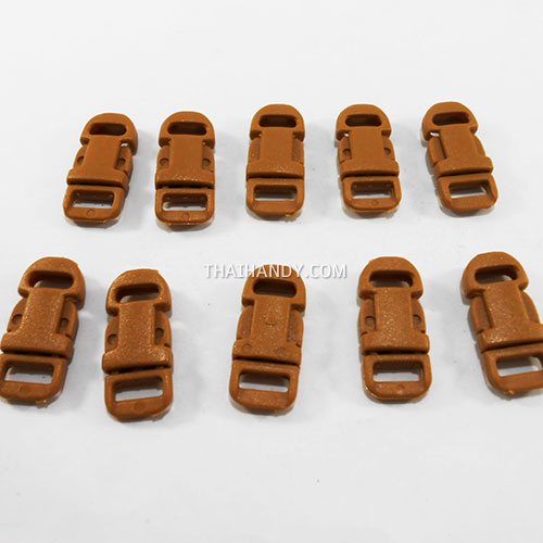 ตัวล็อคสายก้ามปูสี่เหลี่ยม พลาสติก ขนาด 3/8 นิ้ว (3 หุน) บรรจุ 10 อัน สีน้ำตาล รูปเต็ม