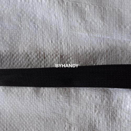 สายผ้า-ผ้ากุ๊น PP  ลาย 2000 หนา ขนาด 1 นิ้ว บรรจุ 1 เมตร สีดำ รูปเต็ม