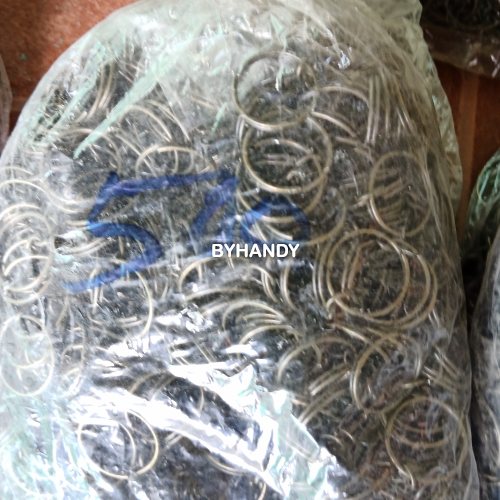 ห่วงพวงกุญแจ พร้อมโซ่ข้อต่อกลม ขนาด 1.8 cm  บรรจุ 500 อัน สีทองรมดำ รูปเต็ม